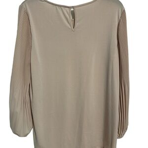 Adrianna Papell Pastel Pink Blouse with Ripple Sleeves. Size Medium